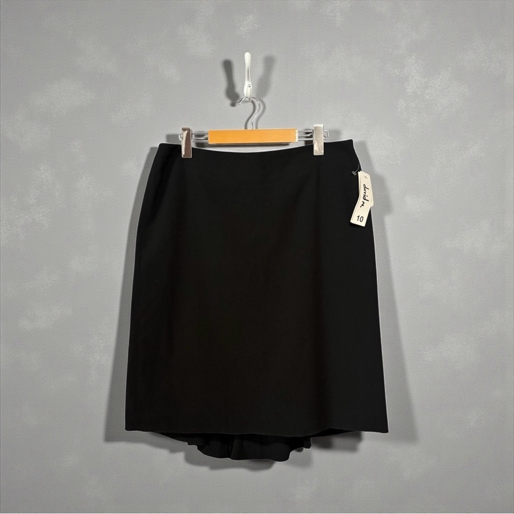 David N – Classic Black Lined Skirt – Size 10